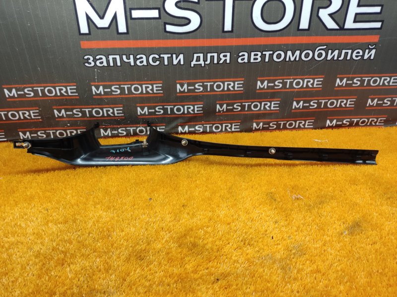 Накладка на порог салона, 300 рублей, Красноярск