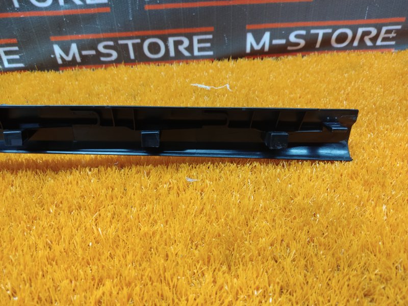 Накладка на порог салона, 300 рублей, Красноярск