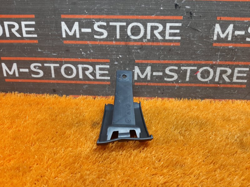 крепление бампера, 1220 рублей, Красноярск