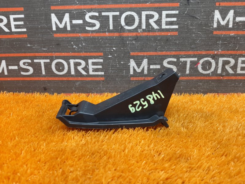 крепление бампера, 1220 рублей, Красноярск