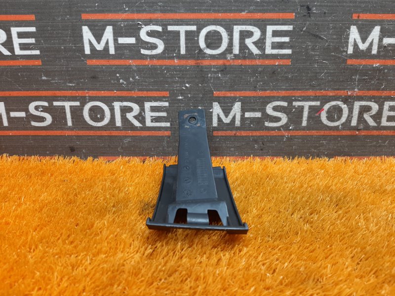 крепление бампера, 1220 рублей, Красноярск