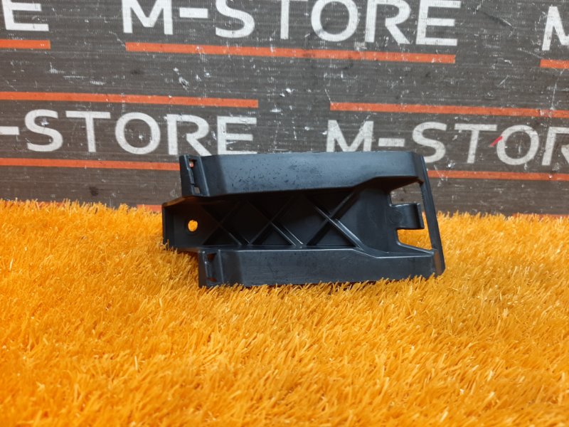 крепление бампера, 1220 рублей, Красноярск