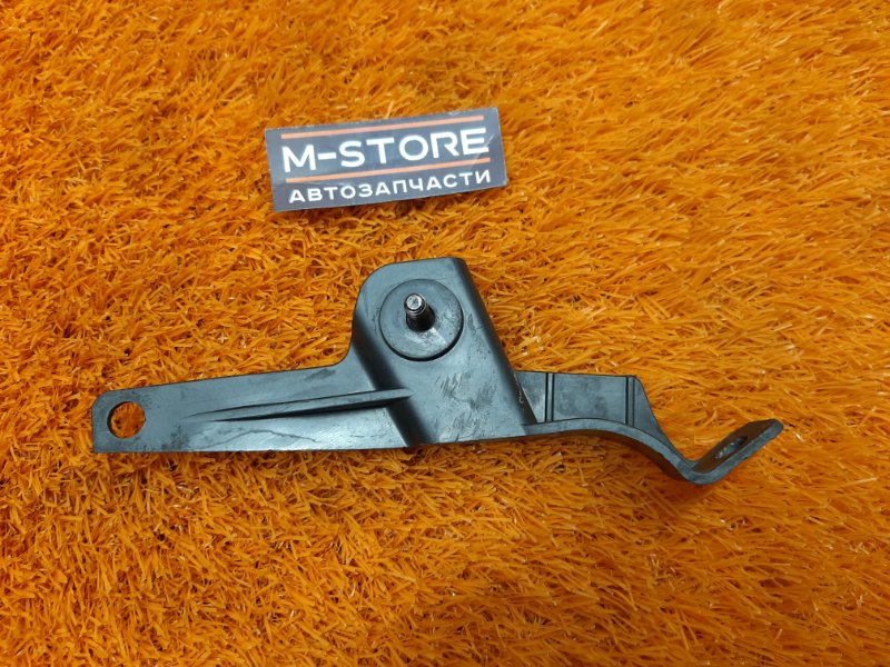 крепление бампера, 630 рублей, Красноярск