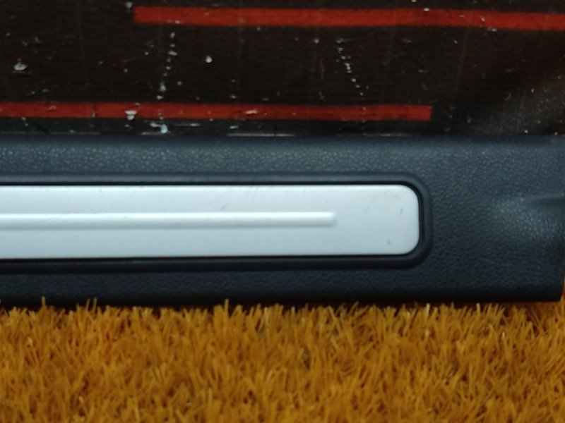 Накладка на порог салона, 410 рублей, Красноярск