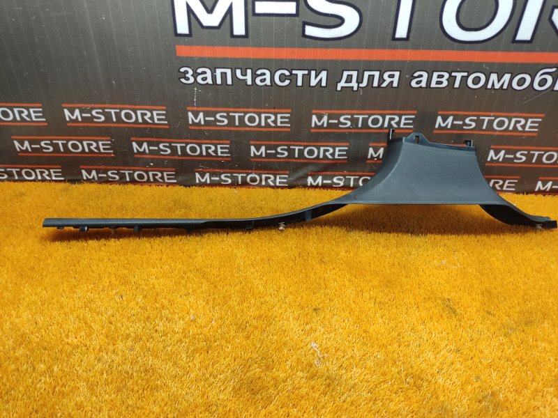 Накладка на порог салона, 200 рублей, Красноярск