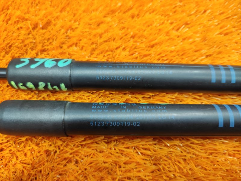 амортизатор капота, 1200 рублей, Красноярск