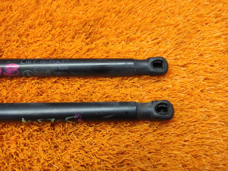 амортизатор багажника, 600 рублей, Красноярск