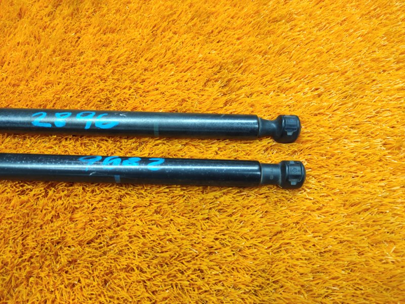 амортизатор багажника, 720 рублей, Красноярск