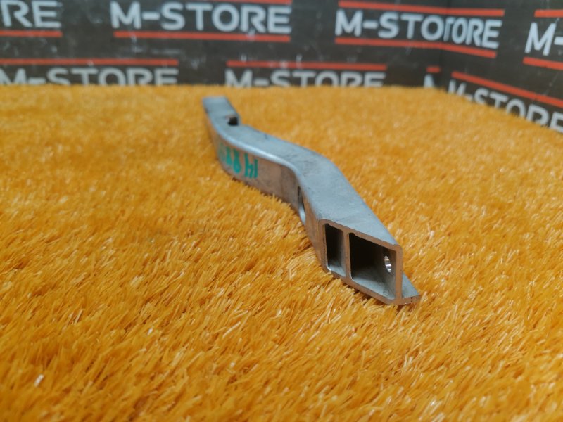 Кронштейн радиатора, 630 рублей, Красноярск