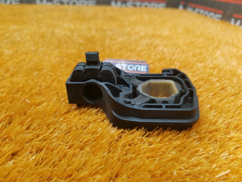 Кронштейн радиатора, 340 рублей, Красноярск