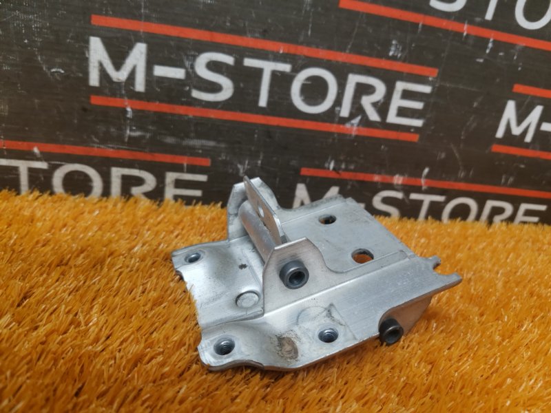 Кронштейн радиатора, 510 рублей, Красноярск