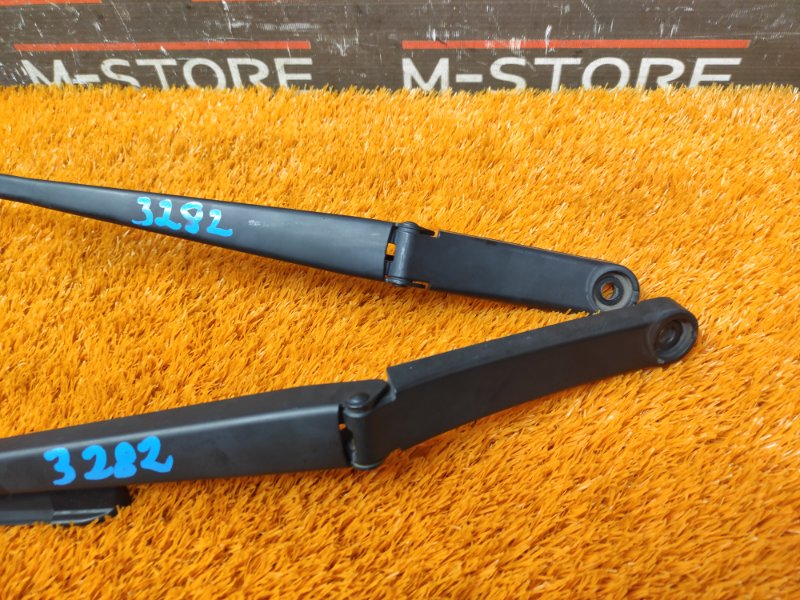 поводок стеклоочистителя, 670 рублей, Красноярск