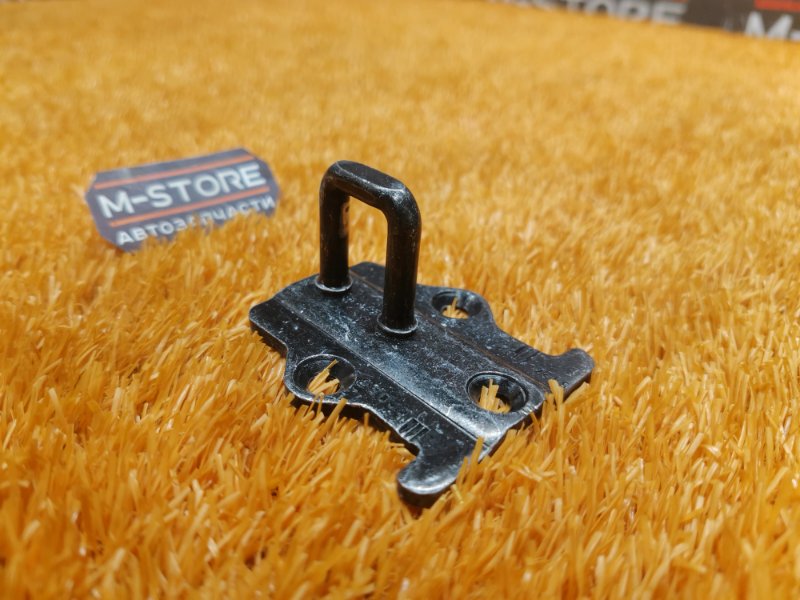 петля замка багажника, 350 рублей, Красноярск