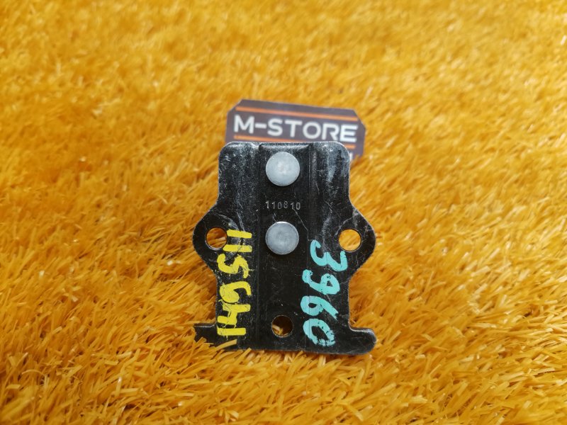 петля замка багажника, 350 рублей, Красноярск