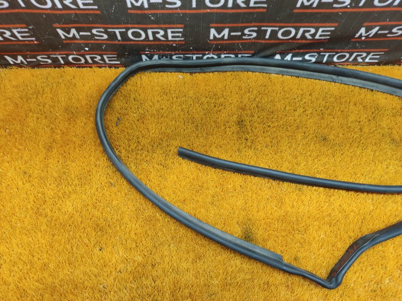 Уплотнитель капота, 630 рублей, Красноярск