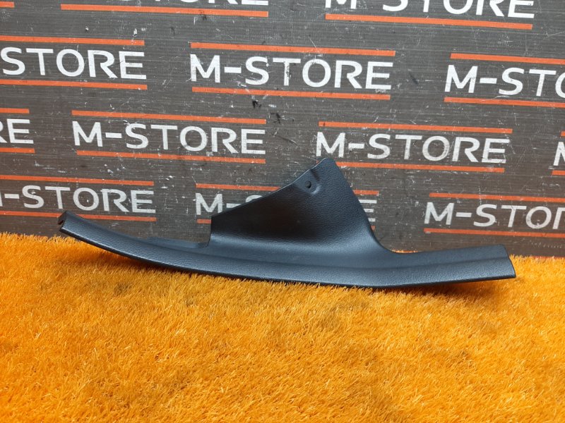 Накладка на порог салона, 540 рублей, Красноярск