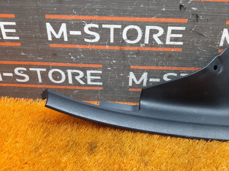 Накладка на порог салона, 540 рублей, Красноярск