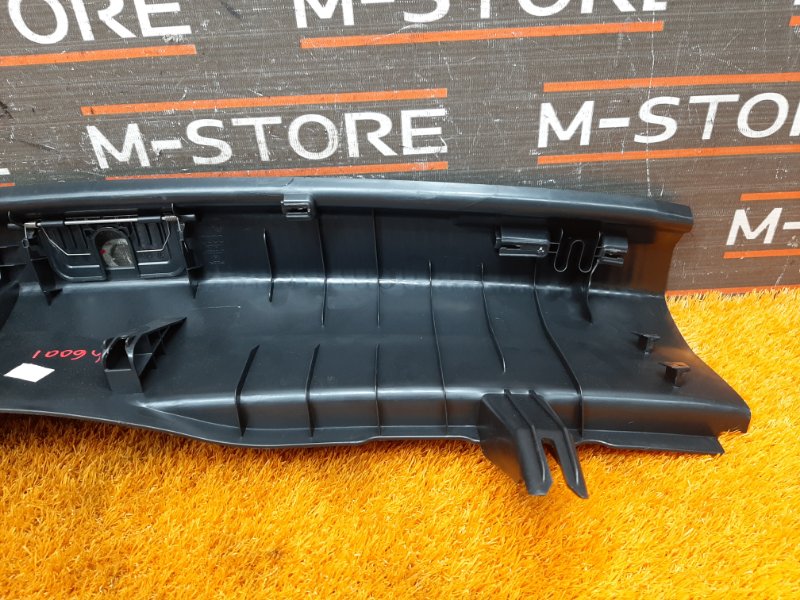 Накладка замка багажника, 1160 рублей, Красноярск