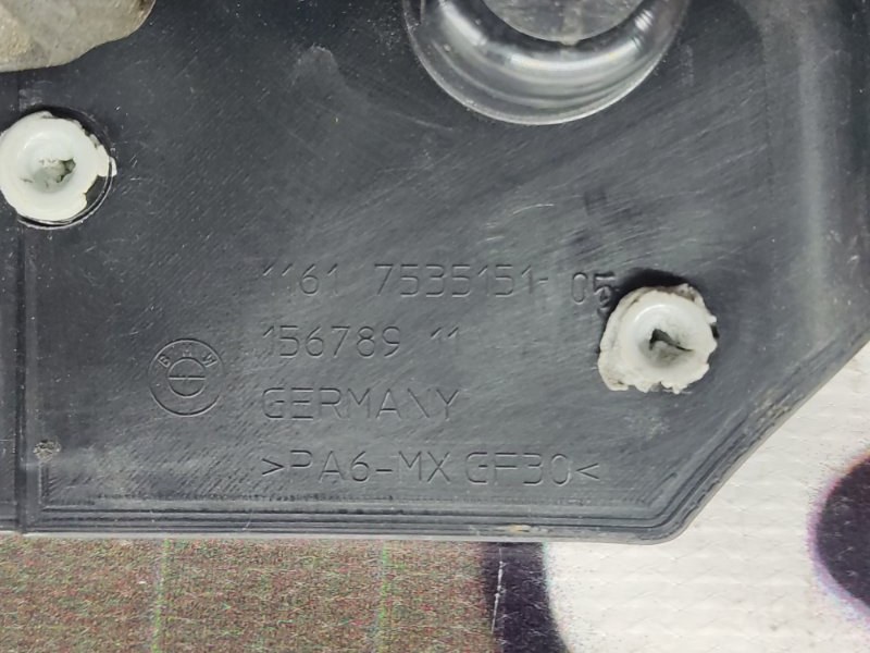 крышка двигателя, 1000 рублей, Красноярск