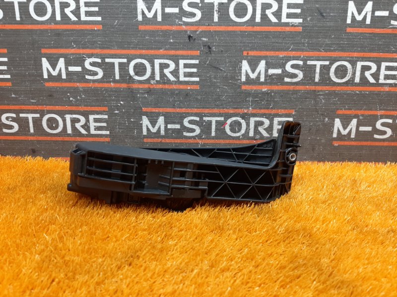 педаль газа, 1000 рублей, Красноярск