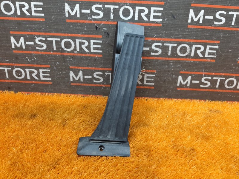 педаль газа, 500 рублей, Красноярск