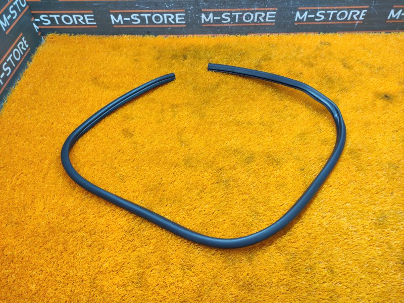 Уплотнитель капота, 630 рублей, Красноярск