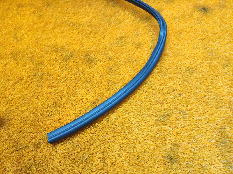 Уплотнитель капота, 630 рублей, Красноярск