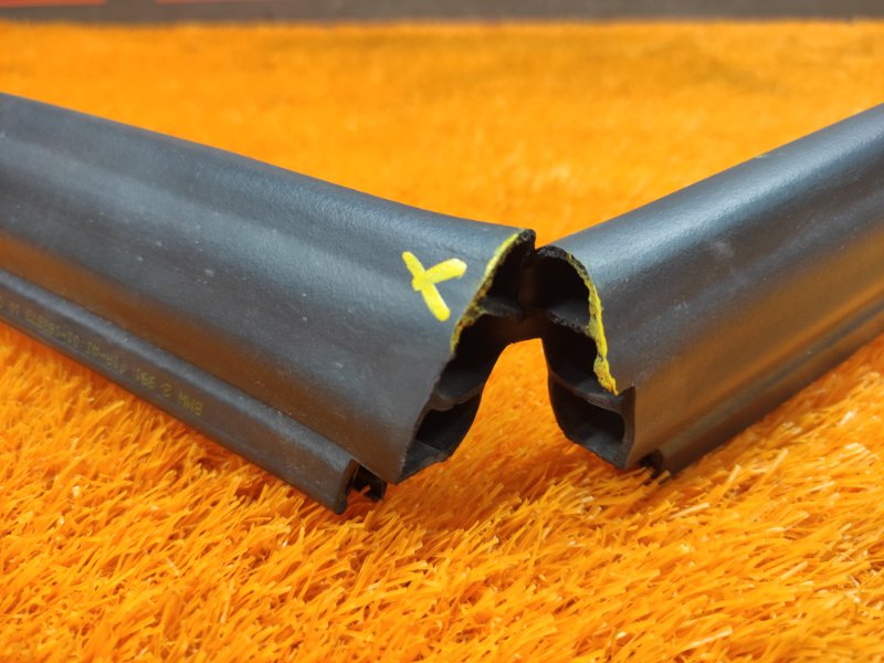 Уплотнитель капота, 340 рублей, Красноярск