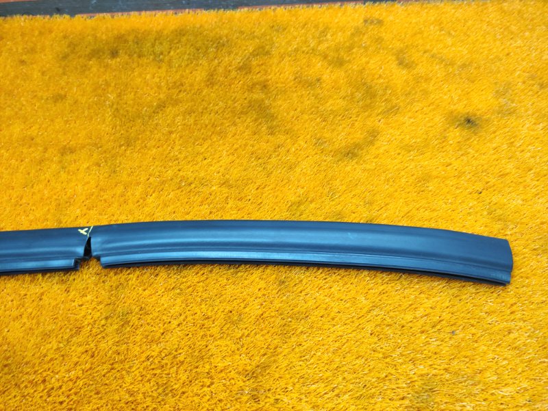 Уплотнитель капота, 340 рублей, Красноярск