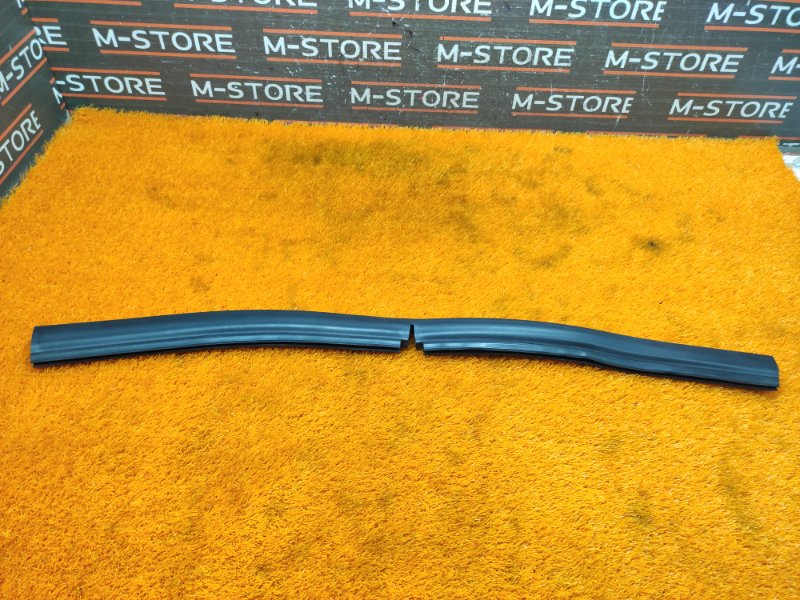 Уплотнитель капота, 450 рублей, Красноярск