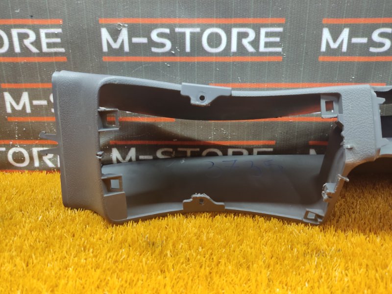 Консоль между сидений, 350 рублей, Красноярск