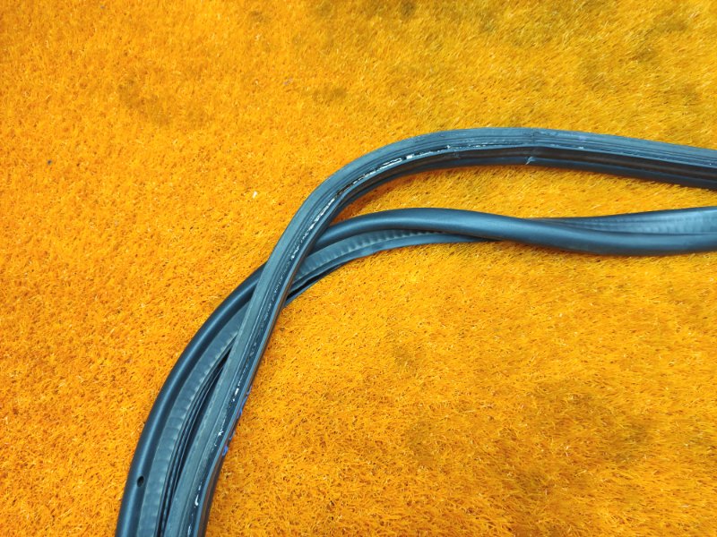 Уплотнитель багажника, 340 рублей, Красноярск