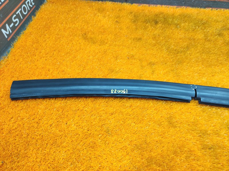 Уплотнитель капота, 340 рублей, Красноярск