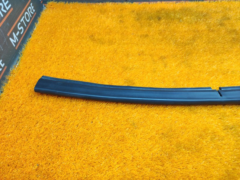 Уплотнитель капота, 340 рублей, Красноярск