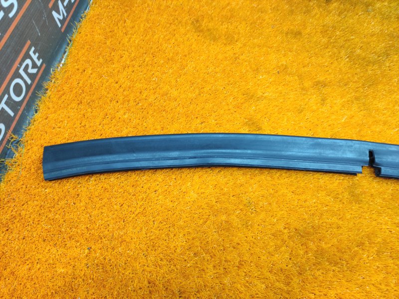 Уплотнитель капота, 510 рублей, Красноярск