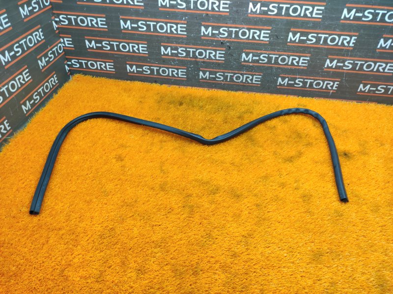 Уплотнитель капота, 630 рублей, Красноярск