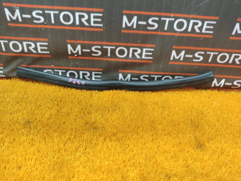 Уплотнитель капота, 450 рублей, Красноярск