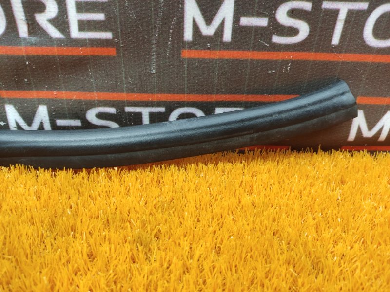 Уплотнитель капота, 450 рублей, Красноярск