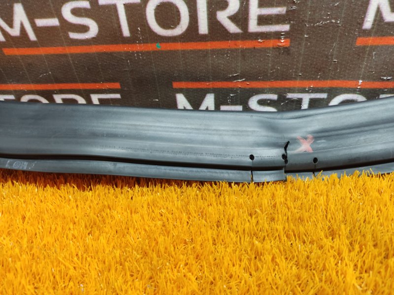 Уплотнитель капота, 340 рублей, Красноярск