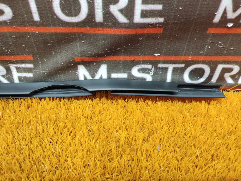 Уплотнитель капота, 630 рублей, Красноярск