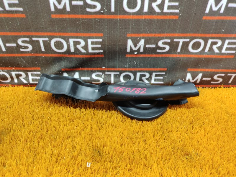 Уплотнитель капота, 440 рублей, Красноярск