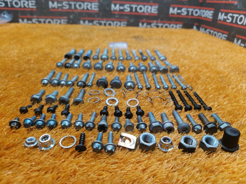 Болты и гайки ДВС, 930 рублей, Красноярск