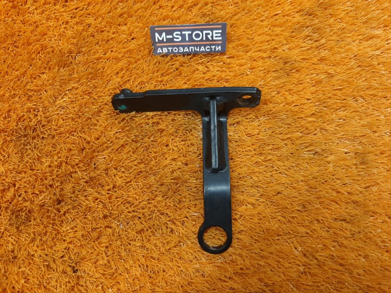 кронштейн, 300 рублей, Красноярск