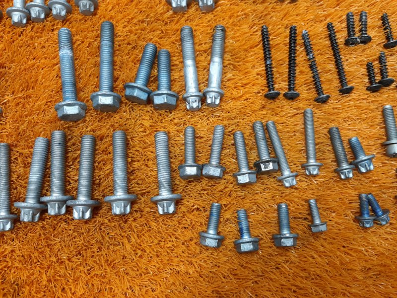 Болты и гайки ДВС, 750 рублей, Красноярск