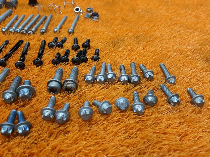 Болты и гайки ДВС, 750 рублей, Красноярск