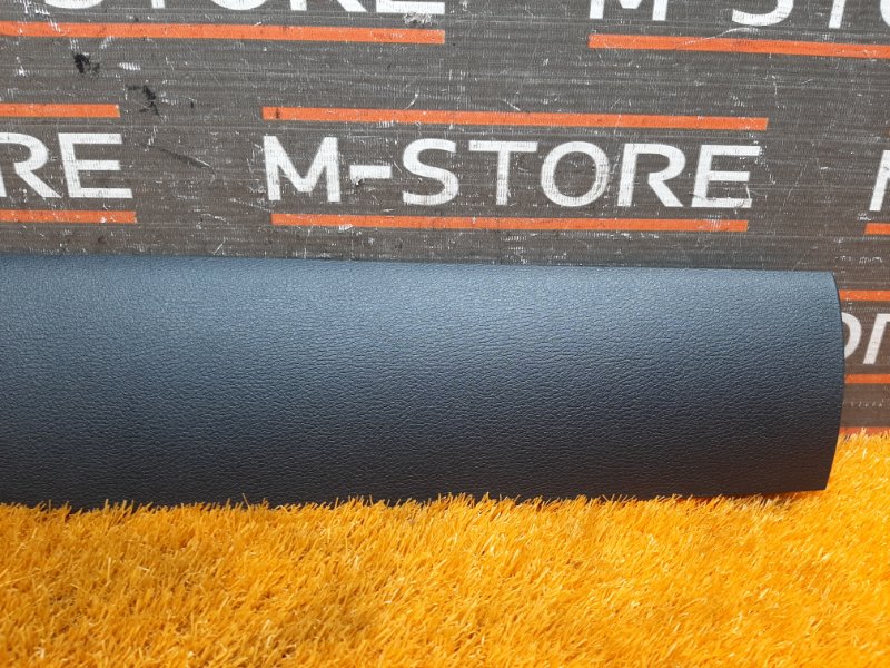 обшивка двери багажника, 670 рублей, Красноярск