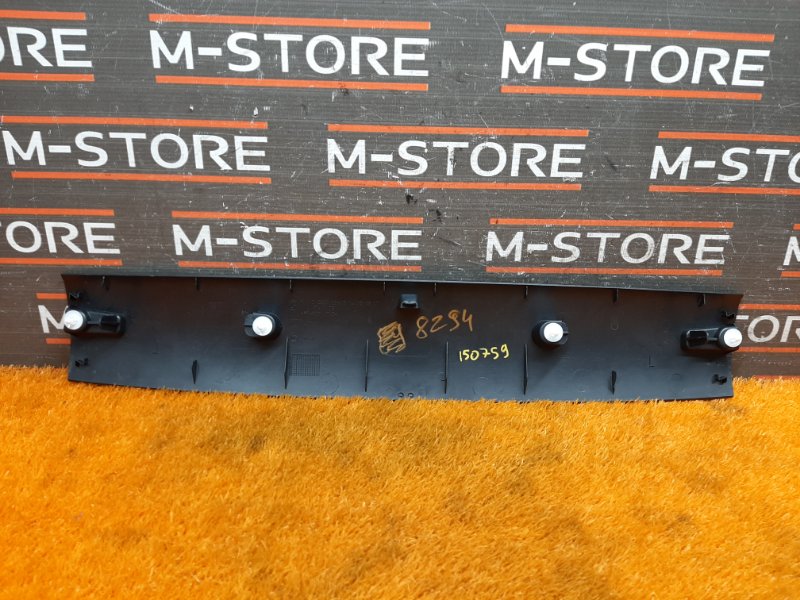 обшивка двери багажника, 670 рублей, Красноярск