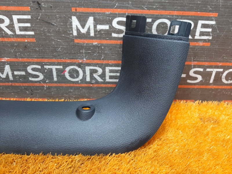 обшивка двери багажника, 670 рублей, Красноярск