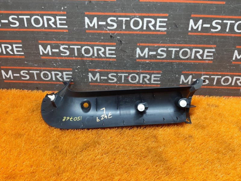 обшивка двери багажника, 670 рублей, Красноярск