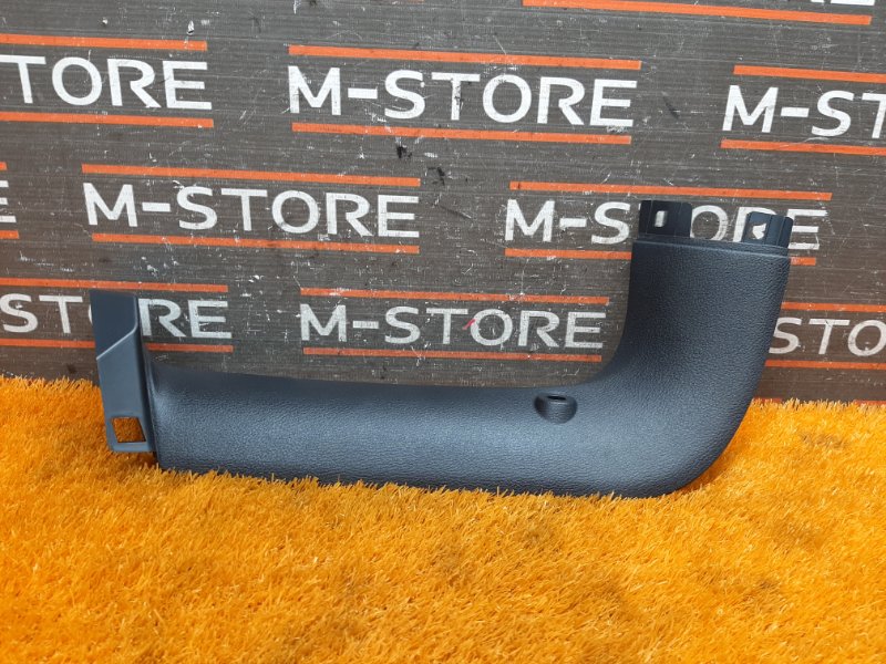 обшивка двери багажника, 670 рублей, Красноярск